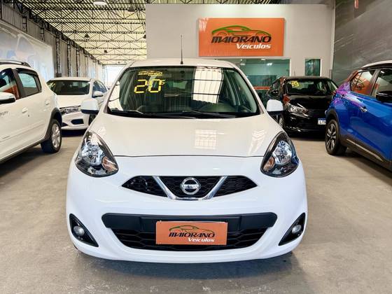 NISSAN MARCH 1.6 SL 16V FLEXSTART 4P XTRONIC NISSAN MARCH 1.6 SL 16V FLEXSTART 4P XTRONIC